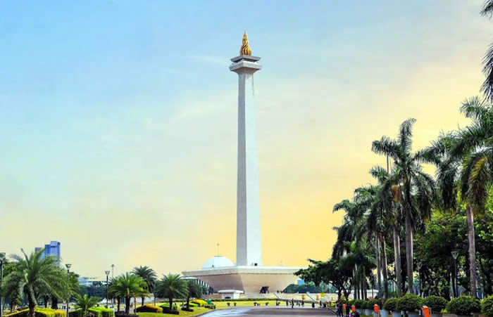 We provide reliable pick-up, drop-off, transfer services from Ngurah Rai International Airport Denpasar to Jakarta, all destinations in Bali and selected cities in Java, hotel shuttle, private van or car rental with professional driver, offer a range of comfortable, air-conditioned vehicles to suit your needs such as Toyota Avanza 5-seater car, Toyota Innova 6-seater car, Toyota Hiace 14-seater van