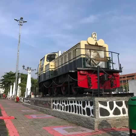 Antar Jemput Bandara Bali ke Stasiun Tawang Semarang Jawa Tengah dan Carter Mobil
